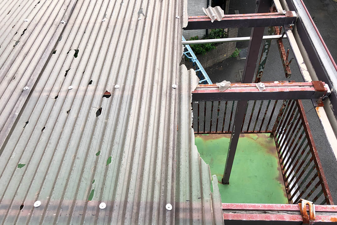 【軽量化】自然災害 壊れた屋根