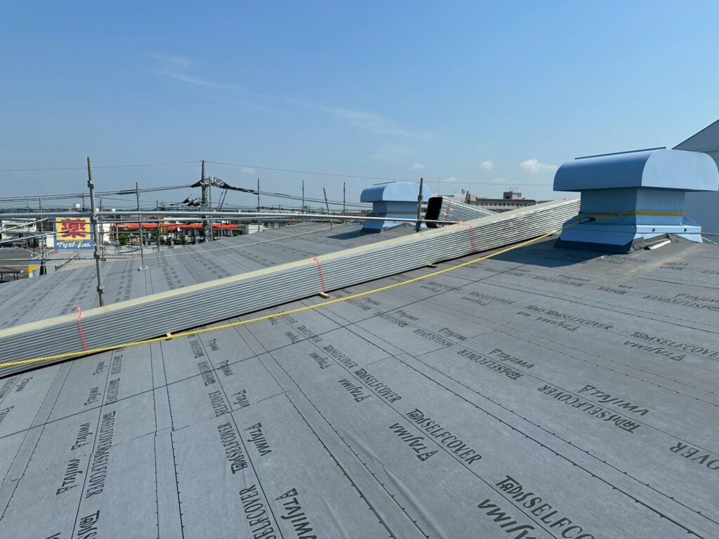 ルーフィング（下葺材）の役割とは？